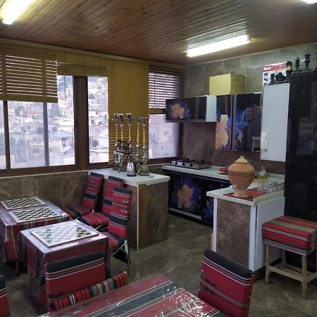 Success Hostel Nablus Exteriör bild