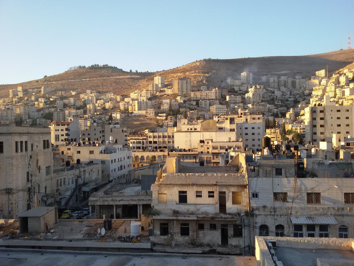 Success Hostel Nablus Exteriör bild